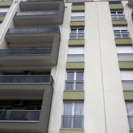 It Apartment トレビニエ エクステリア 写真